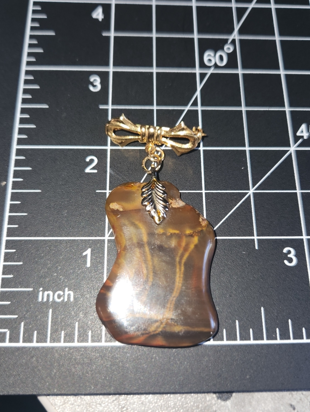 Gold Tone Bow Brooch Chalcedony Marbled Stone and Leaf. 2 1/4"